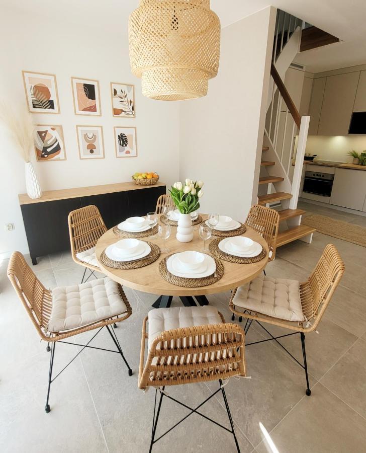 Pine Point Apartament With Terrace, Shared Pool, Tennis Court 波别罗沃 外观 照片